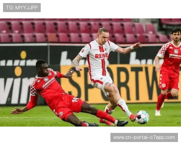 奥格斯堡1-0海登海姆，保级六分战艰难取胜